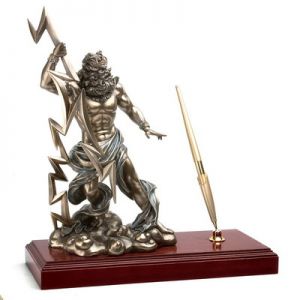 Настольный прибор «Зевс» с ручкой на деревянной подставке ― Интернет Магазин Дворец Подарков